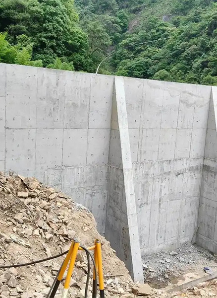 石家庄裕华区重力式挡土墙