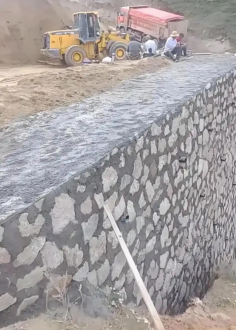 石家庄裕华区边坡加固